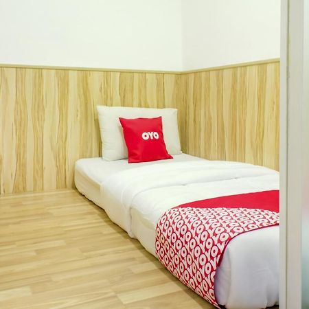Oyo 90028 Ragula Hotel Johor Bahru Zewnętrze zdjęcie