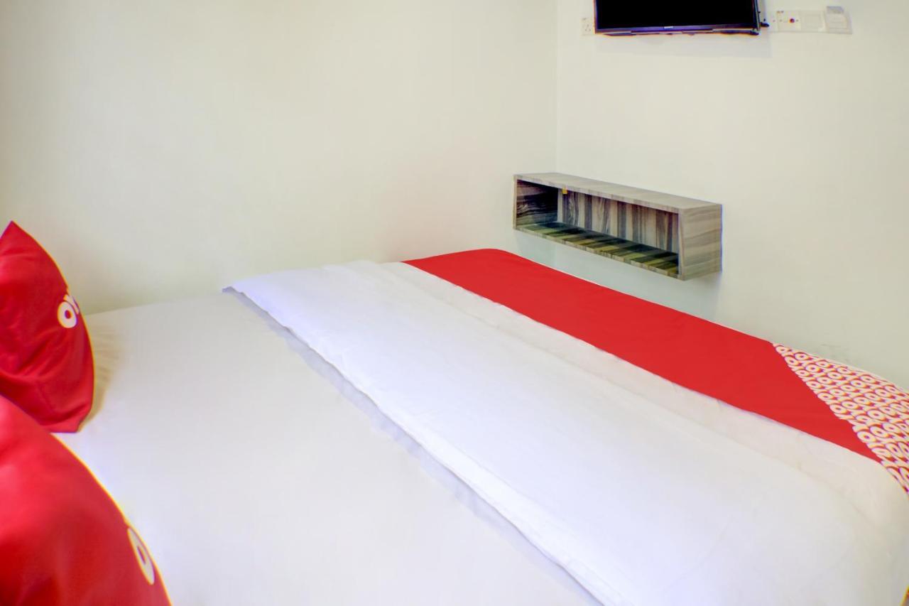 Oyo 90028 Ragula Hotel Johor Bahru Zewnętrze zdjęcie