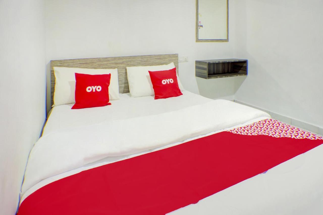 Oyo 90028 Ragula Hotel Johor Bahru Zewnętrze zdjęcie